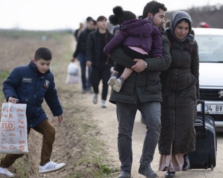 Д-р Малек Насер за опасноста от бежанска вълна: Ако Европа не се намеси, проблемите предстоят