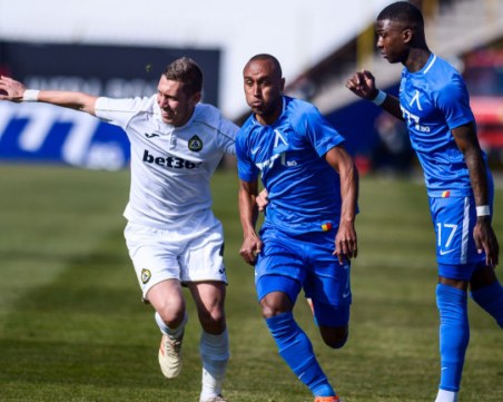 Левски се издъни срещу Славия на герена