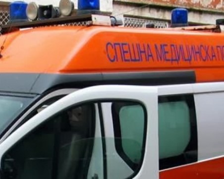 7-годишно дете изскочи на улица в село край Пазарджик, блъсна го кола