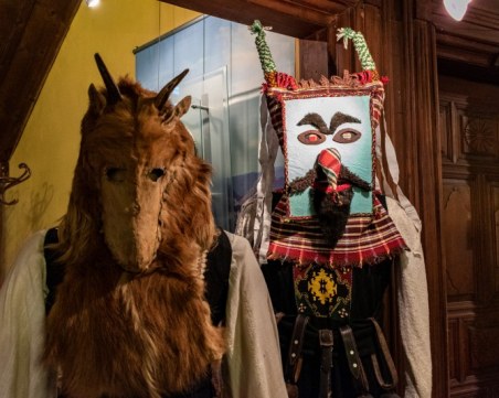 Етнографският музей показва автентични кукерски маски