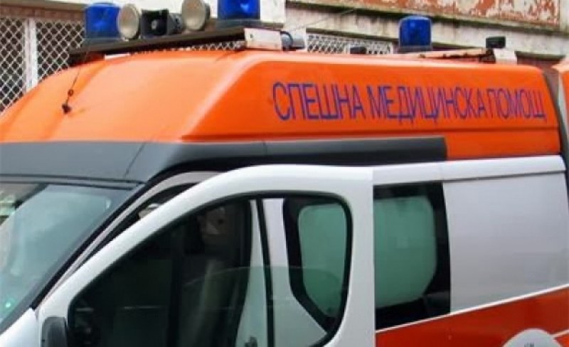 7-годишно дете изскочи на улица в село край Пазарджик, блъсна го кола