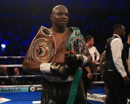 Дилиън Уайт срещу Поветкин през май в Англия