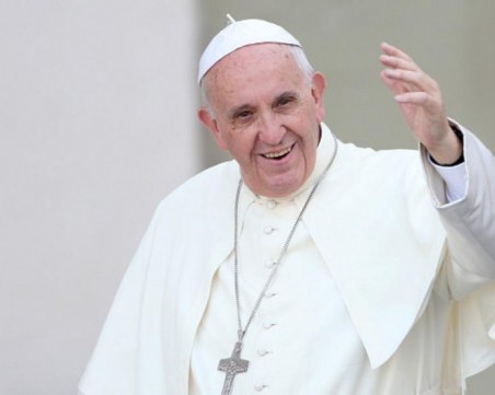 Тестваха папата за коронавирус