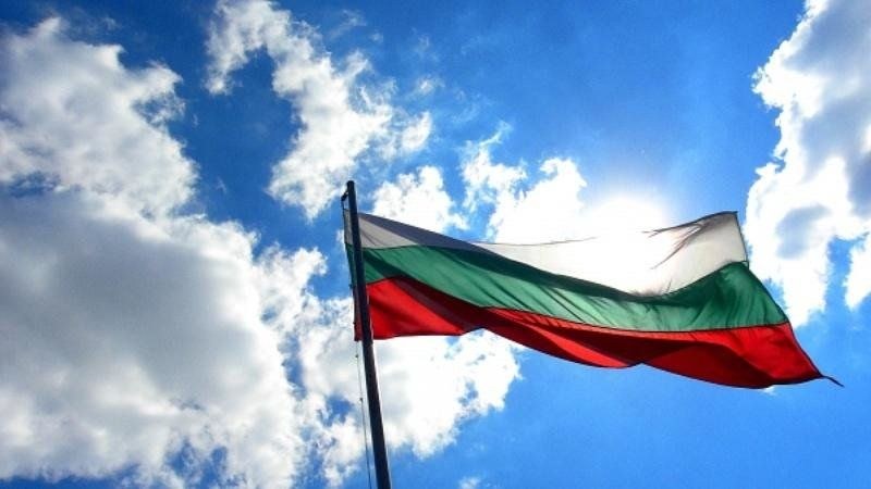 Как е създадено първото българско знаме?
