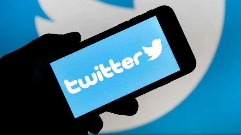Twitter изпраща 5000 свои служители да работят от вкъщи