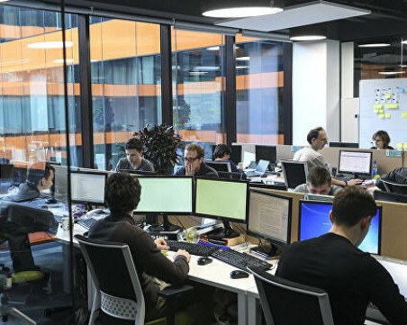 Как да се предпазим от вируси на работното си място?