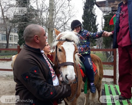 Кончетата Вера и Васко помагат на деца с аутизъм и синдром на Даун в Пловдив