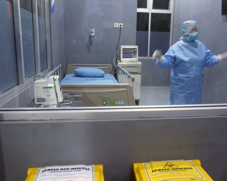 Пациент с коронавирус почина, след като беше обявен за излекуван