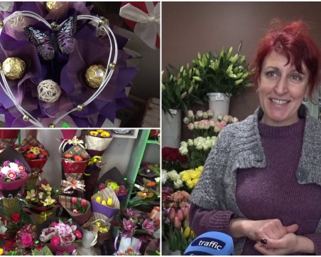 Бонбонени букети заместват цветята на 8 март