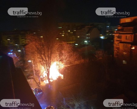 Голям пожар гори в Кючука, огнената стихия изпепели къща