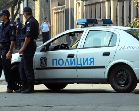 Мъж се обеси в центъра на София