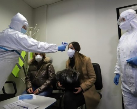 Недостиг на лекари в Италия! Започнаха да наемат и пенсионирани медици