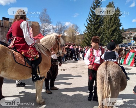 Празник в родопското село Хвойна! Гайди озвучиха планината