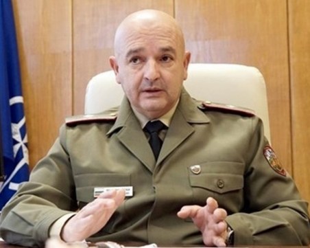 Проверяват повторно 4 проби у нас, дали съмнителен резултат за коронавирус