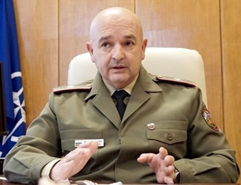 Проверяват повторно 4 проби у нас, дали съмнителен резултат за коронавирус