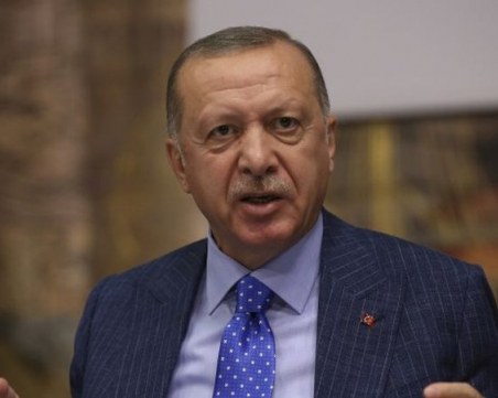 Ердоган отива в Брюксел заради кризата с мигрантите