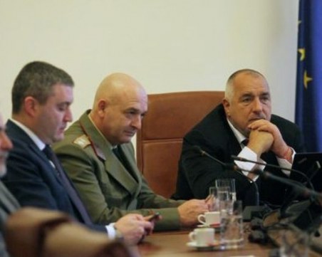 Правителството одобри допълнителни мерки заради COVID-19