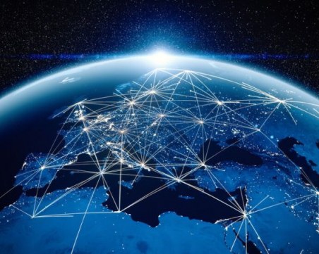 Дело в Австралия срещу Facebook за предаване на лични данни