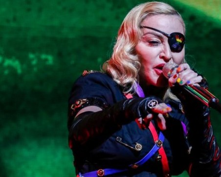 Мадона отмени два концерта в Париж заради коронавируса