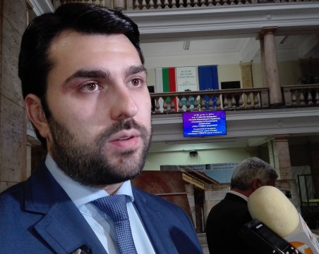 Разпитват в Спецпрокуратурата зам.-министъра на външните работи