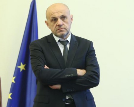 Томислав Дончев: Ако сте в паника, вероятността да се разболеете е по-голяма