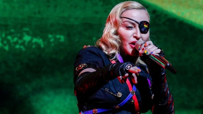 Мадона отмени два концерта в Париж заради коронавируса