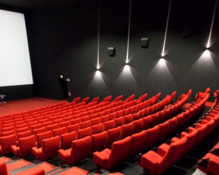 Асоциацията на български киносалони с отворено писмо: Залите ни не са център за зараза