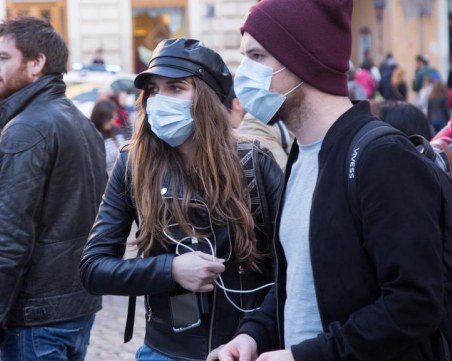 Експерт: Като кажеш на хората да не се поддават на паника – те изпадат паника