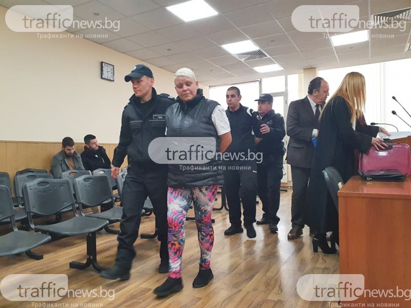 Фалстарт на делото срещу майка и син, заклали мъж в Пловдив