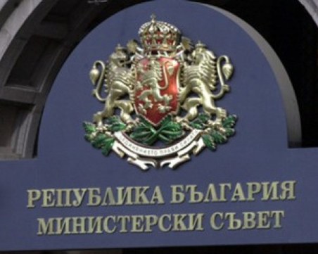 Премиерът и националният щаб заседават извънредно тази вечер