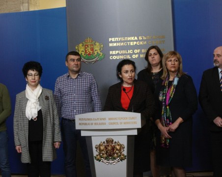 БГ производители: Не се презапасявайте, храна има за години напред