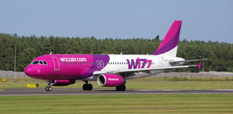 Wizz Air спира полетите до Полша