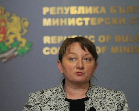 Какви мерки предвижда държавата за здравната система и безработните