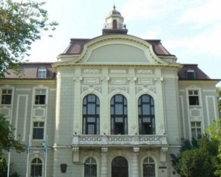 Мерки в Община Пловдив - ограничават достъпа до сградите на администрацията