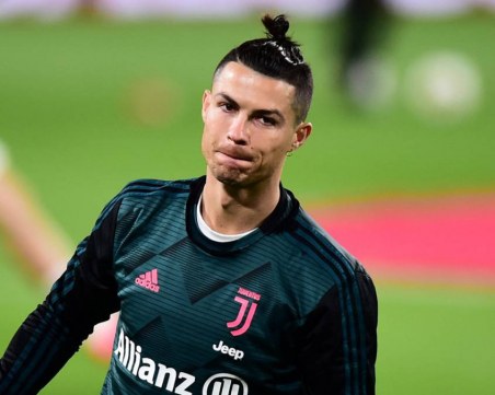 Роналдо се включва в борбата срещу COVID-19, превръща хотелите си в болници