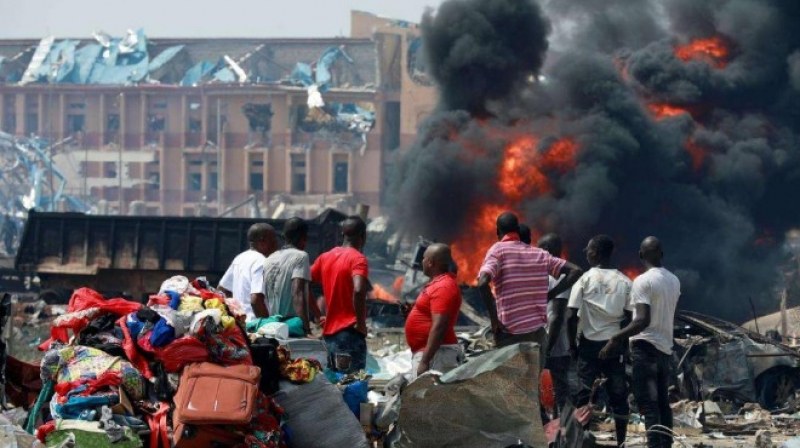 Унищожителен взрив уби 15 души в Лагос