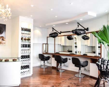 Козметичните салони в Пловдив и областта затварят, IT-тата да работят от вкъщи