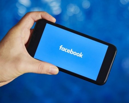 Facebook ще подкрепи финансово малки компании