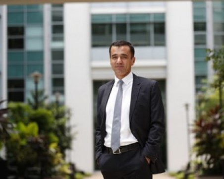 Известен икономист е заразеният българин в Сингапур