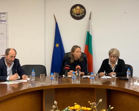 Транспортна болница става инфекциозна! 200 души в Пловдивско - под карантина