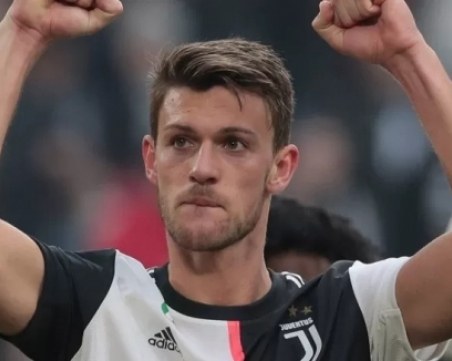 Защитник на Ювентус пребори коронавируса