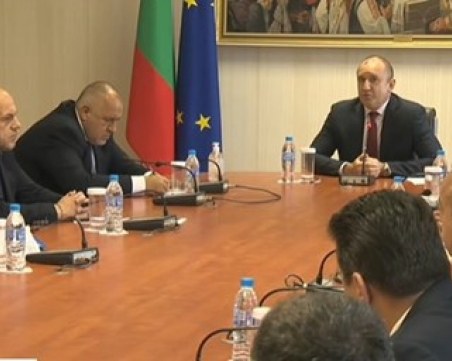 Президентът: Да не оставяме страхът да победи глада