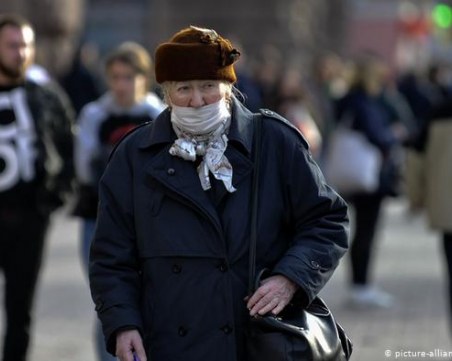 Атанас Мангъров: Трябва 70% от населението да преболедува от коронавирус