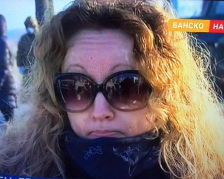 Пловдивчанка не може да се прибере в дома си! Не я пускат от Банско