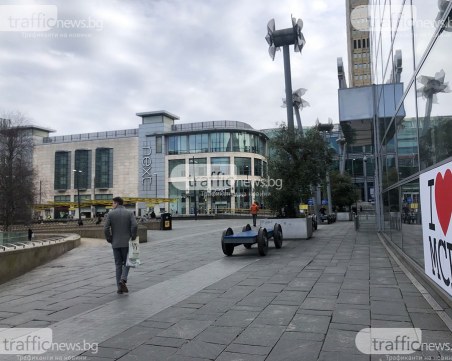 Великобритания се събуди от сън, затяга мерките