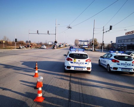 13 КПП-та блокират Пловдив! Проверяват и пътниците в автобусите