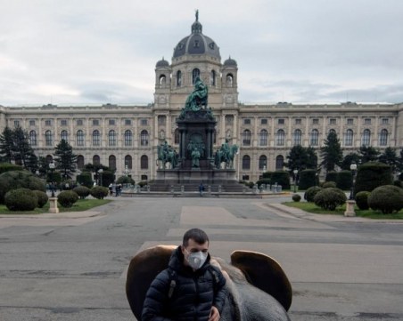 Българка във Виена: Улиците опустяха, но е спокойно