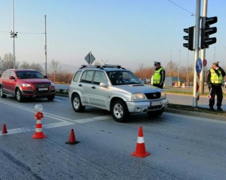 Новите противоепидимични мерки: Какво е ЗАБРАНЕНО и какво е РАЗРЕШЕНО?