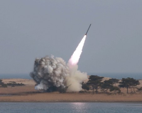 Северна Корея изстреля нови ракети