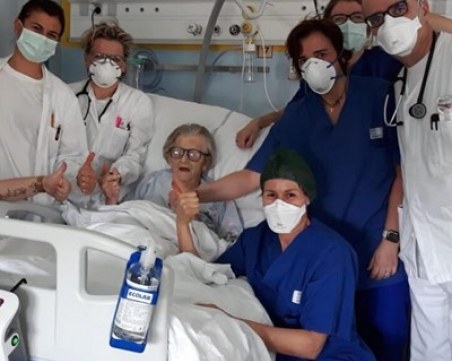 В Италия излекуваха 95-годишна жена от коронавирус